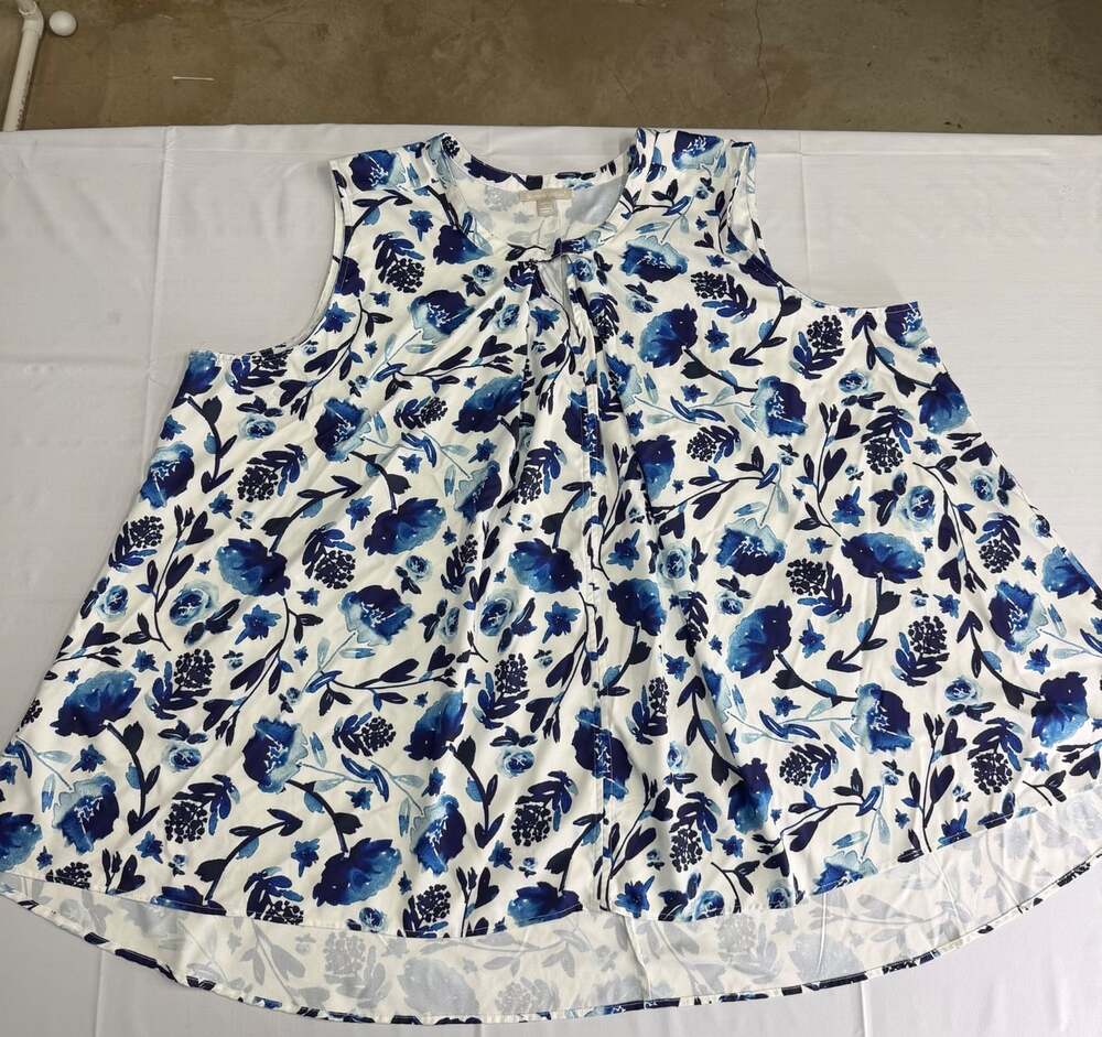 woman within 3x 30/32 blouse sleeveless blue white floral high low